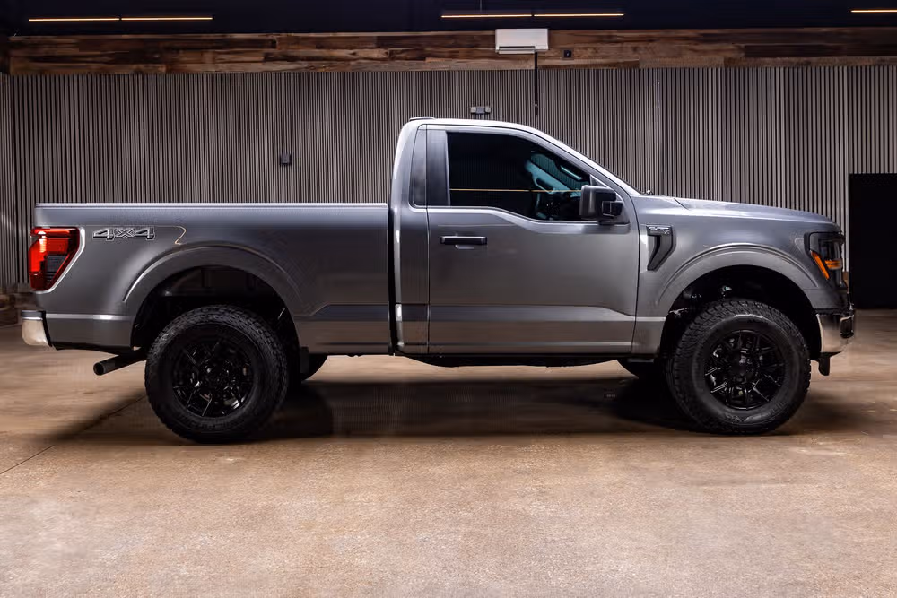 2025 Ford F-150 XL Regular Cab Image 10