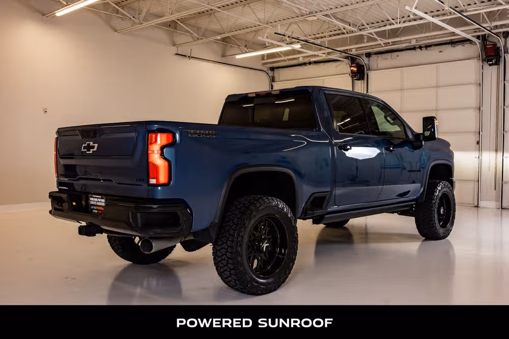 2026 Chevrolet Silverado 2500HD LTZ Crew Cab Image 10