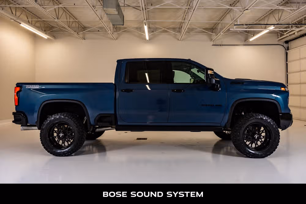 2026 Chevrolet Silverado 2500HD LTZ Crew Cab Image 11