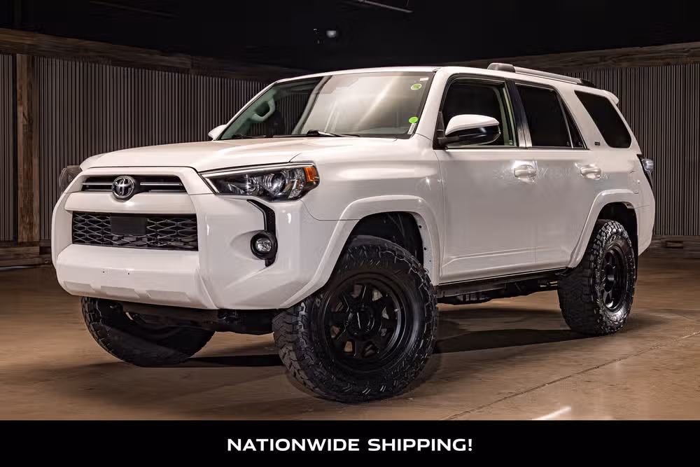 2021 Toyota 4Runner SR5 Image 4