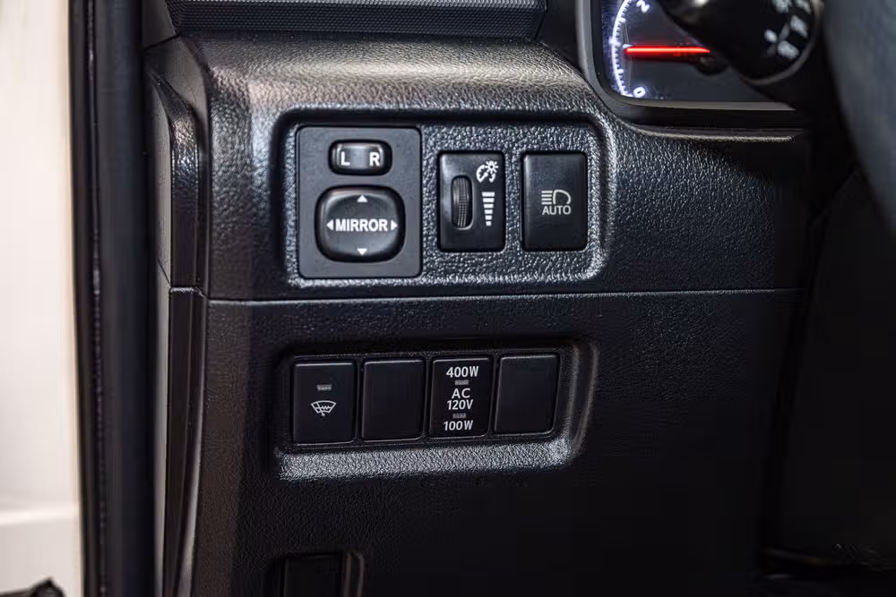 2021 Toyota 4Runner SR5 Image 16