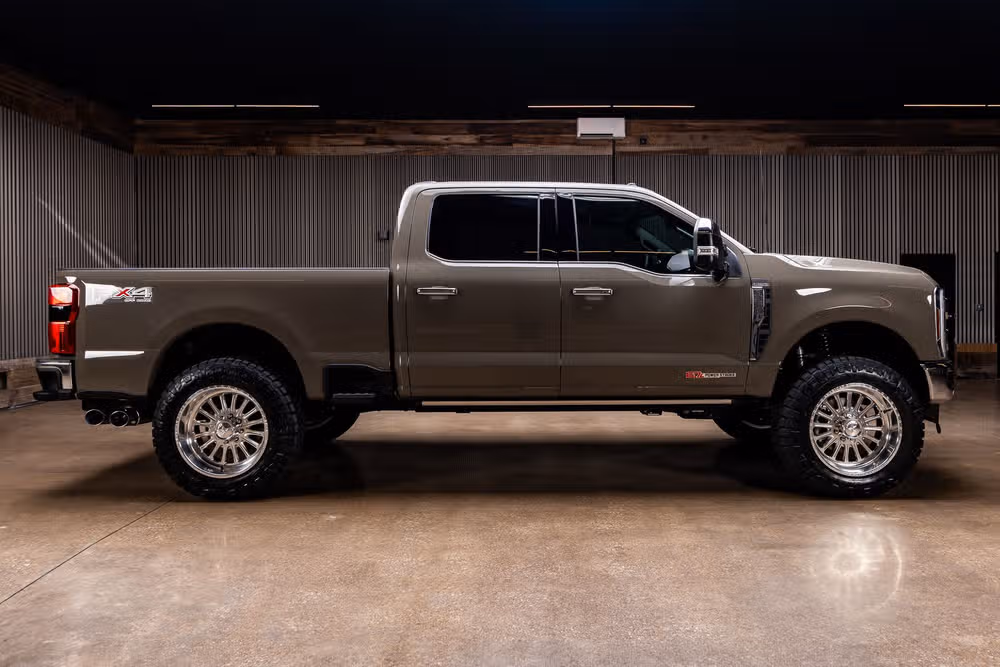 2026 Ford F-350 Super Duty King Ranch Crew Cab Image 11