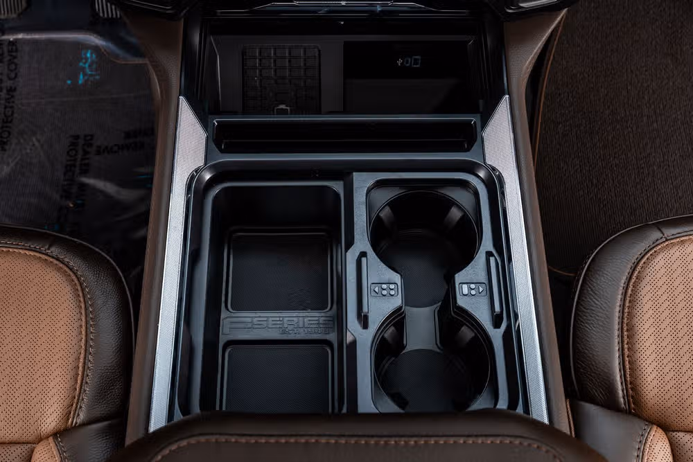 2026 Ford F-350 Super Duty King Ranch Crew Cab Image 29