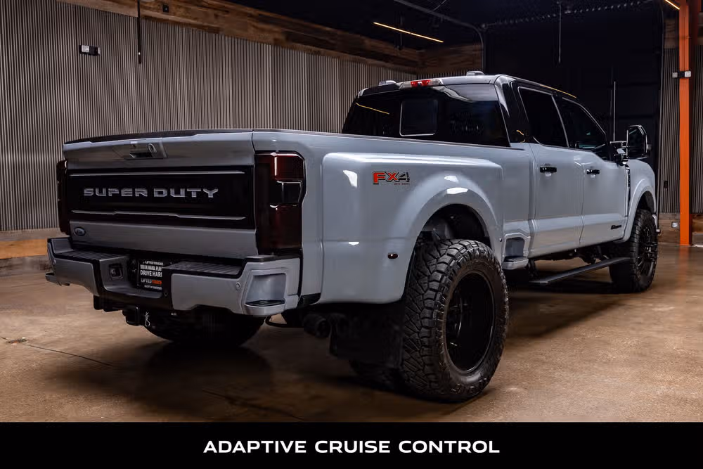2026 Ford F-350 Super Duty Platinum Crew Cab Image 10