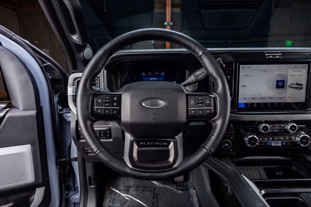 2026 Ford F-350 Super Duty Platinum Crew Cab Image 19
