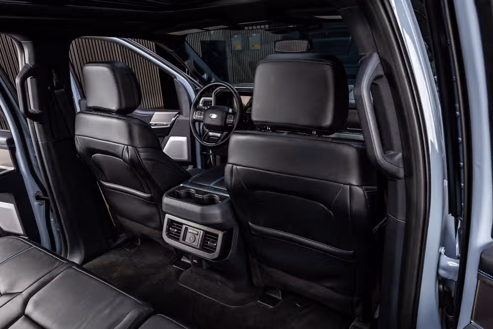 2026 Ford F-350 Super Duty Platinum Crew Cab Image 30