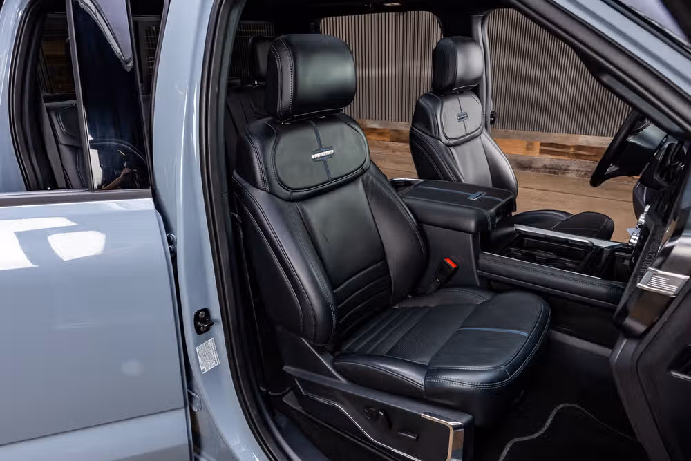 2026 Ford F-350 Super Duty Platinum Crew Cab Image 29