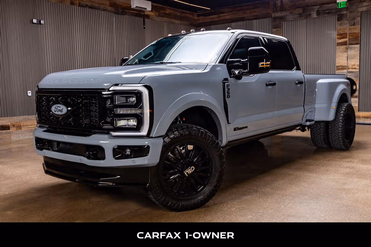 2026 Ford F-350 Super Duty Platinum Crew Cab