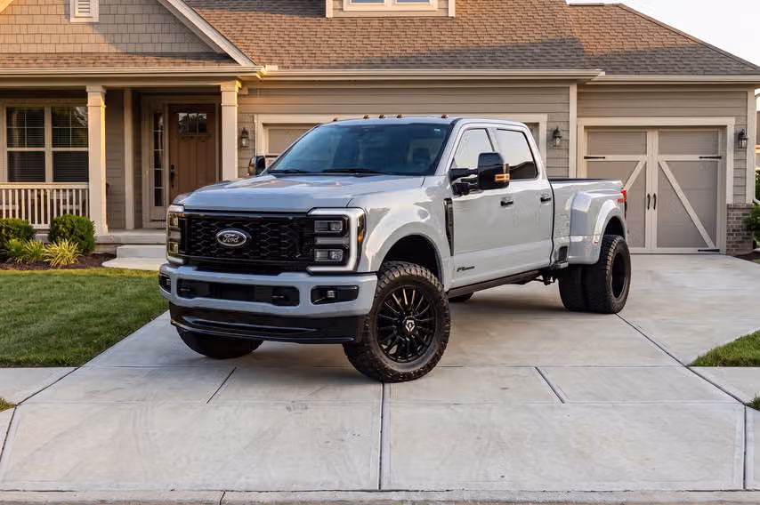 2026 Ford F-350 Super Duty Platinum Crew Cab Image 40