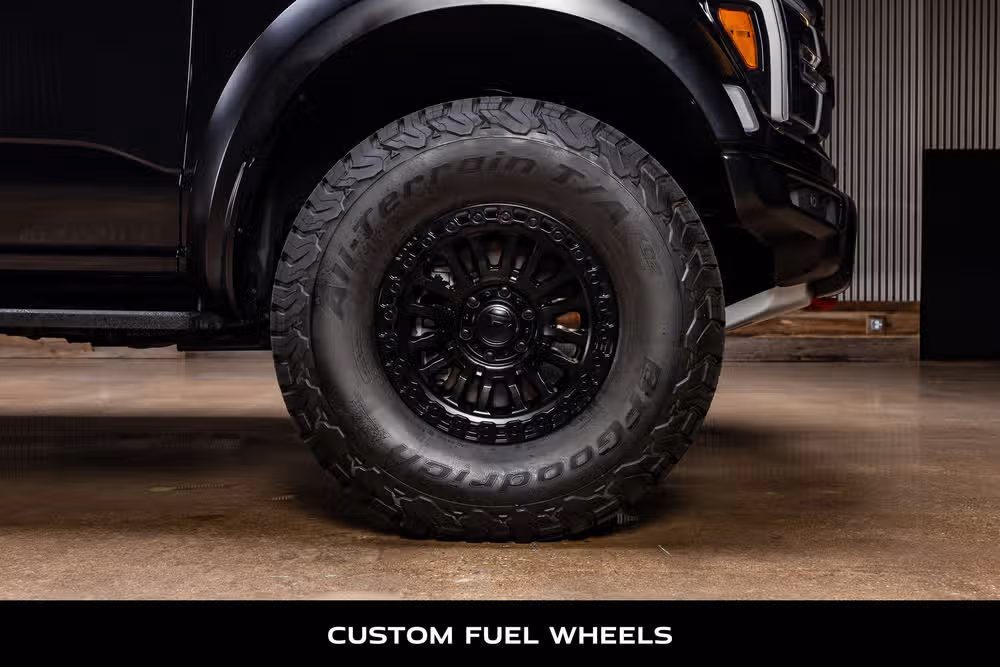 2025 Ford F-150 Raptor R SuperCrew Image 11