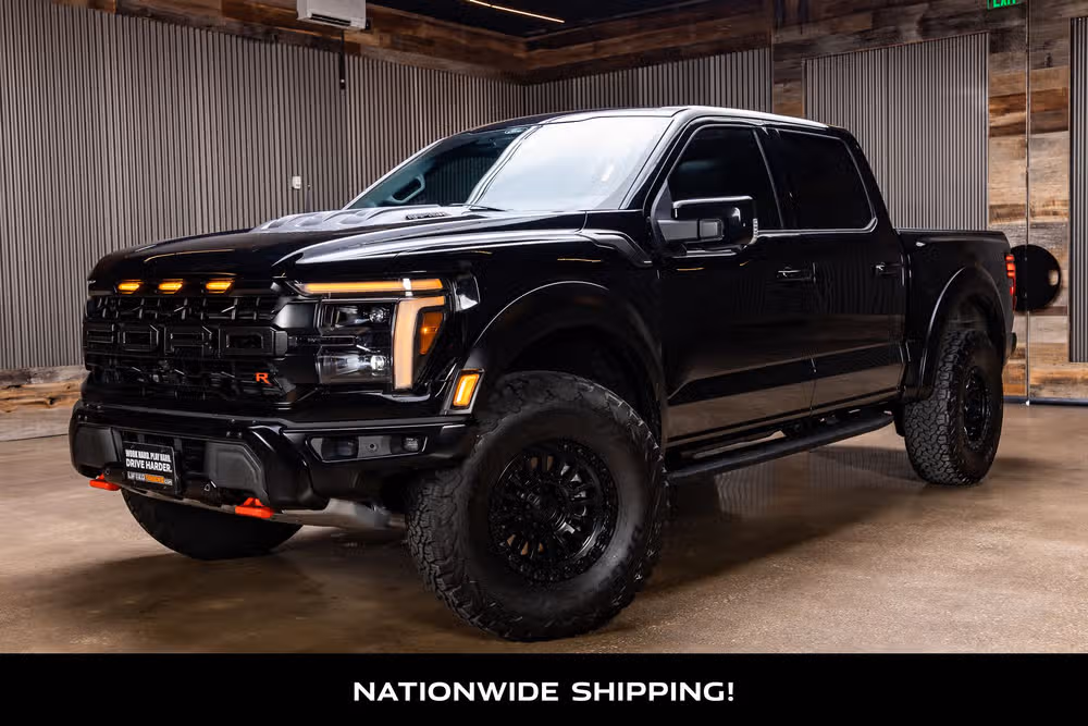 2025 Ford F-150 Raptor R SuperCrew Image 4