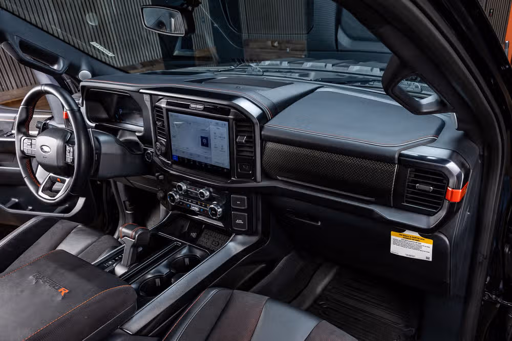2025 Ford F-150 Raptor R SuperCrew Image 17