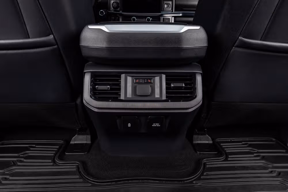 2025 Ford F-150 Raptor R SuperCrew Image 32