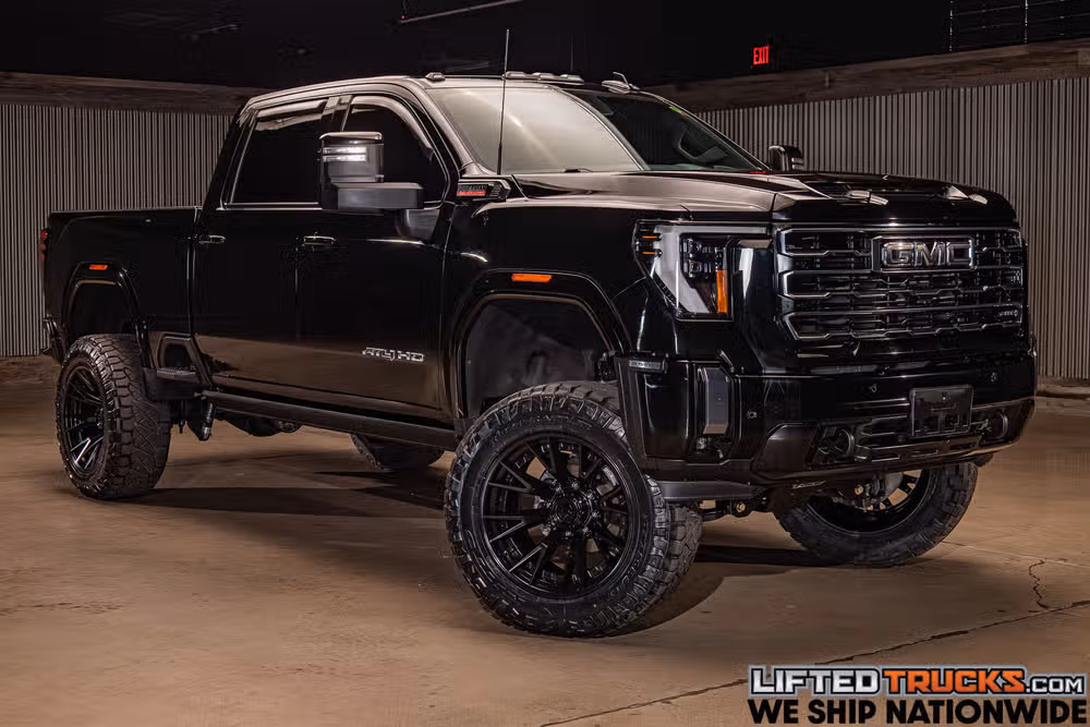 2024 GMC Sierra 2500HD AT4 Crew Cab Image 1