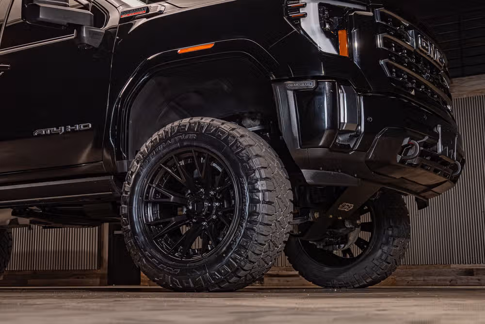2024 GMC Sierra 2500HD AT4 Crew Cab Image 15