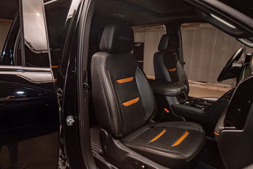 2024 GMC Sierra 2500HD AT4 Crew Cab Image 31