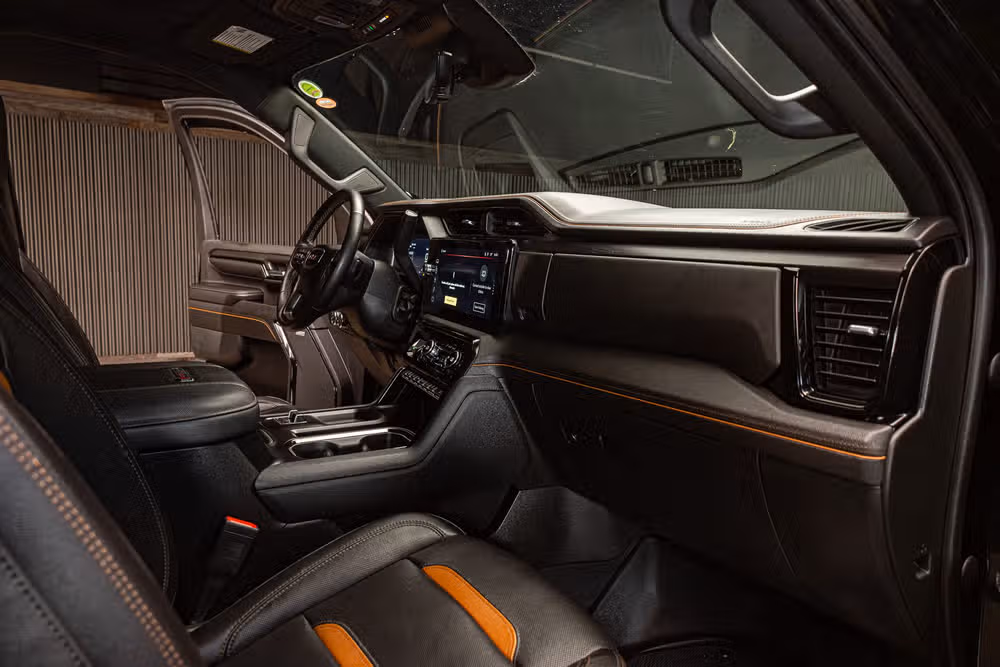 2024 GMC Sierra 2500HD AT4 Crew Cab Image 18