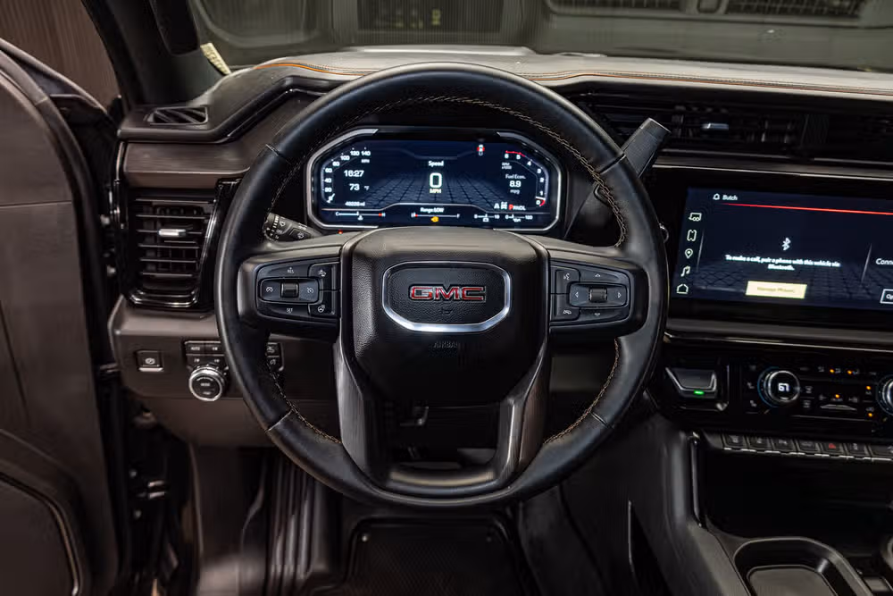 2024 GMC Sierra 2500HD AT4 Crew Cab Image 17