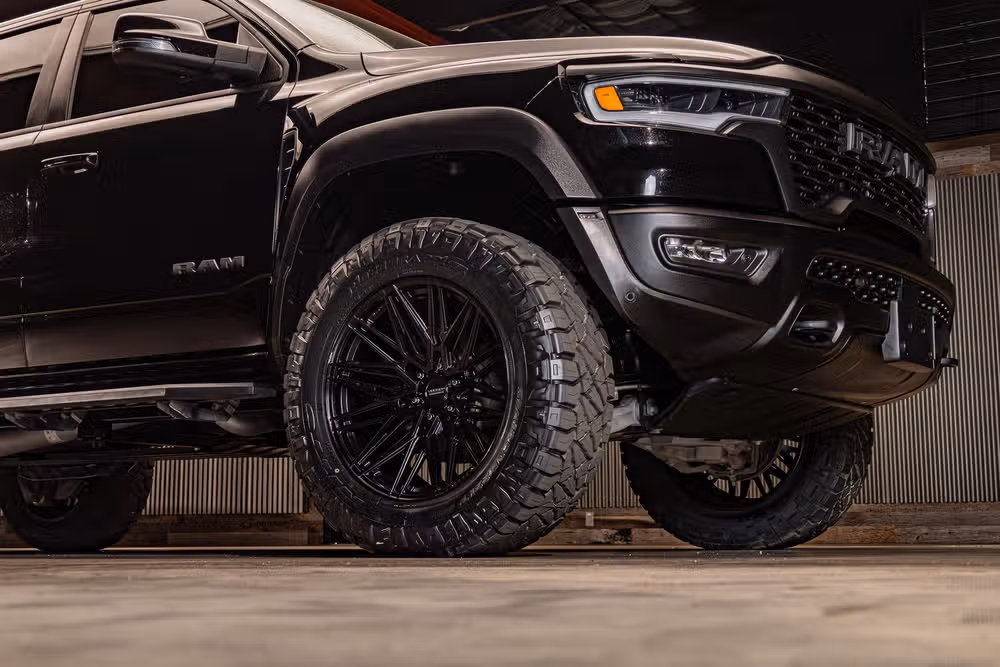 2025 Ram 1500 RHO Crew Cab Image 12