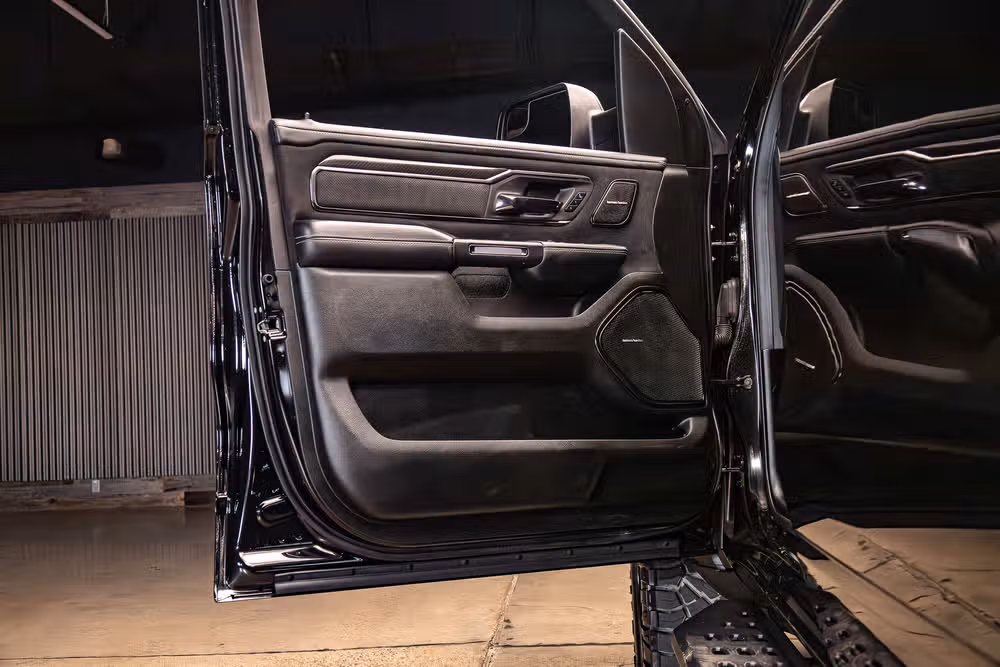 2025 Ram 1500 RHO Crew Cab Image 30