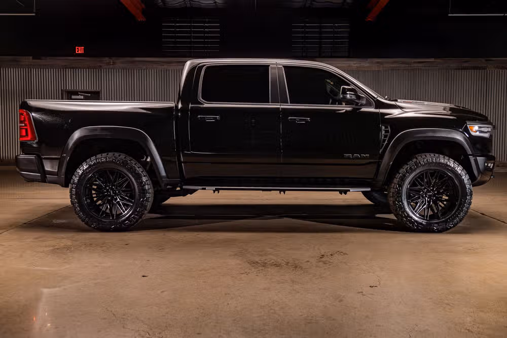 2025 Ram 1500 RHO Crew Cab Image 11