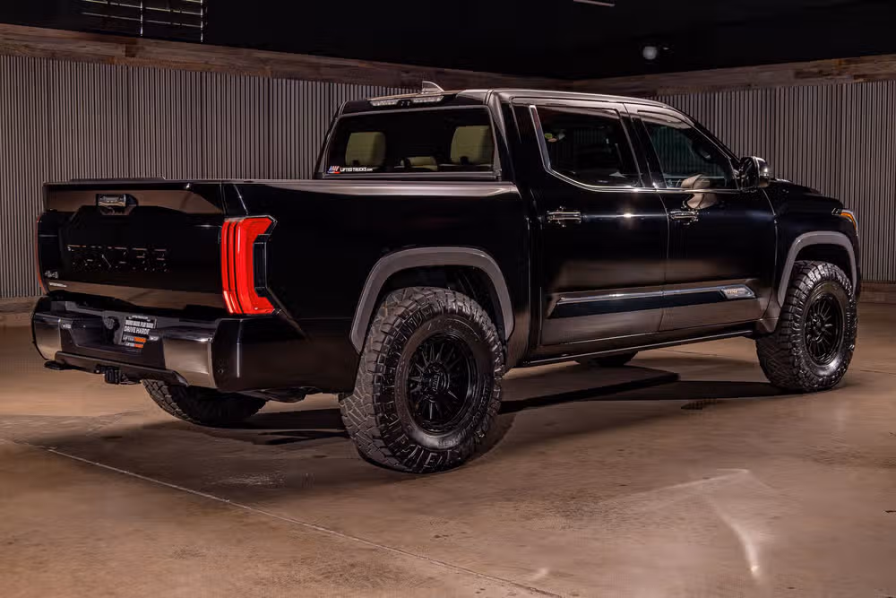 2024 Toyota Tundra 1794 Edition HV CrewMax Image 10