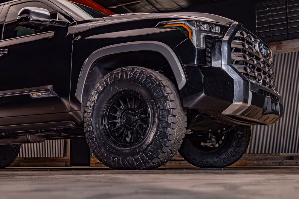 2024 Toyota Tundra 1794 Edition HV CrewMax Image 15
