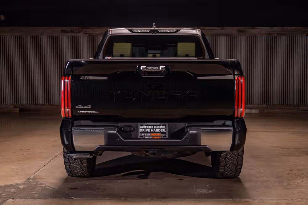 2024 Toyota Tundra 1794 Edition HV CrewMax Image 8