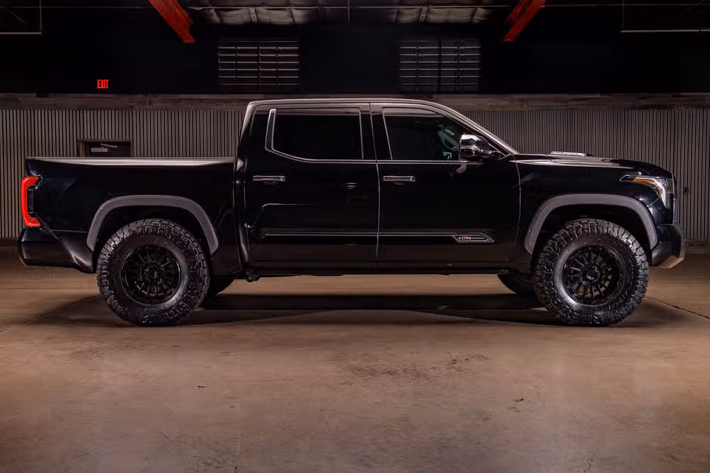 2024 Toyota Tundra 1794 Edition HV CrewMax Image 11