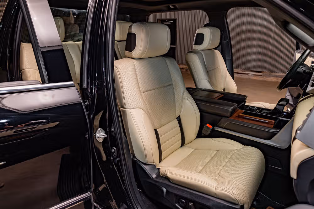 2024 Toyota Tundra 1794 Edition HV CrewMax Image 31