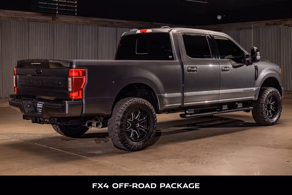 2020 Ford F-250 Super Duty Lariat Crew Cab Image 9