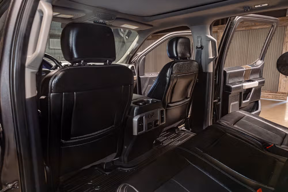 2020 Ford F-250 Super Duty Lariat Crew Cab Image 22
