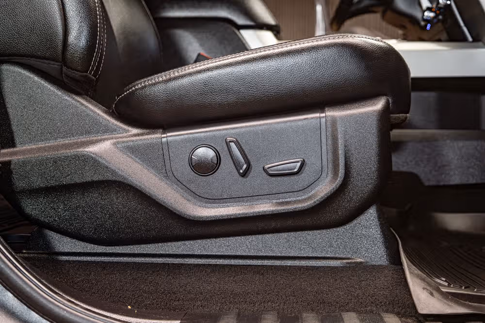 2020 Ford F-250 Super Duty Lariat Crew Cab Image 26