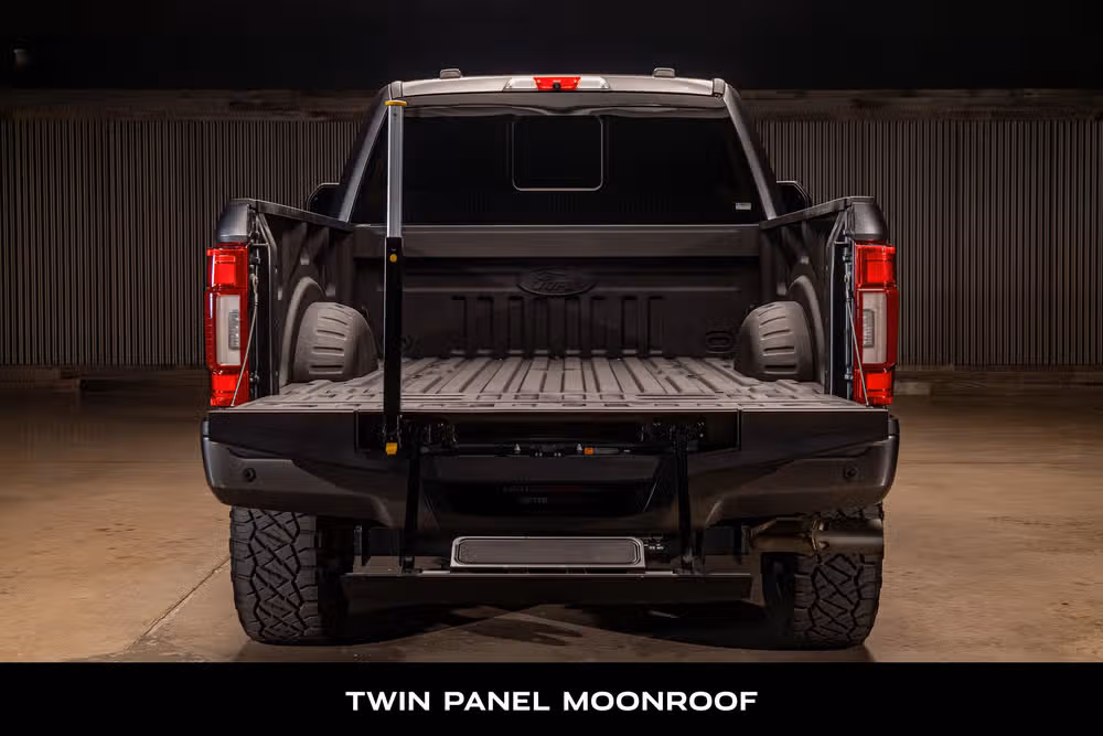 2020 Ford F-250 Super Duty Lariat Crew Cab Image 8
