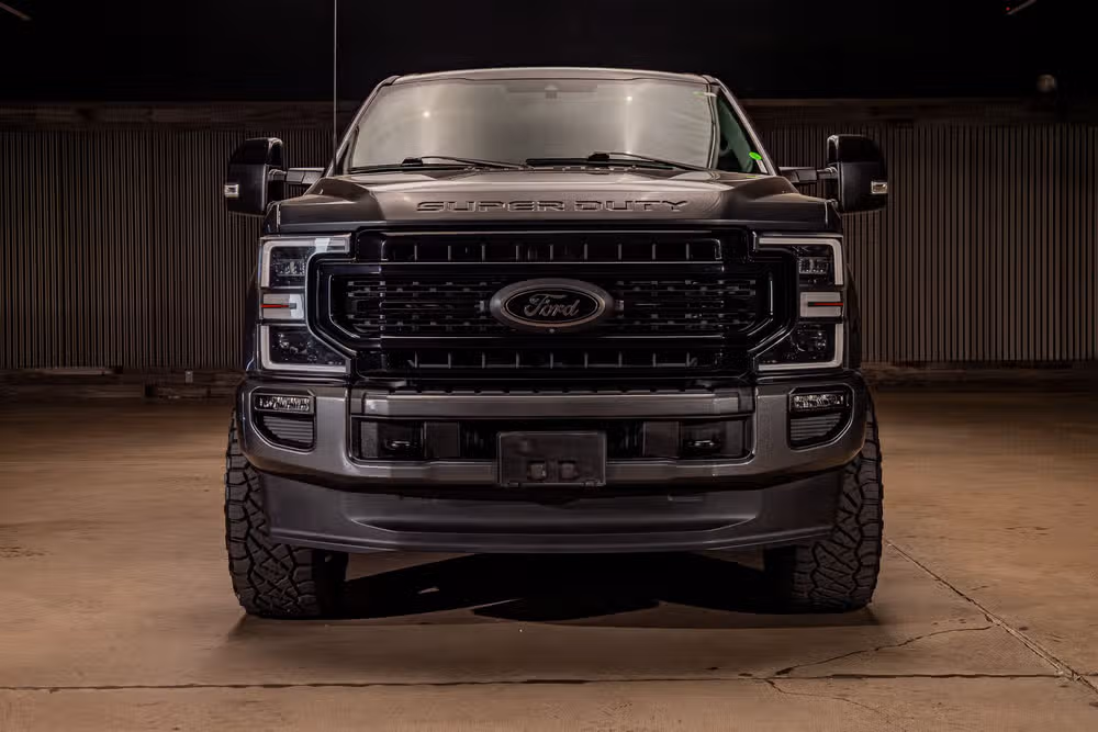 2020 Ford F-250 Super Duty Lariat Crew Cab Image 2