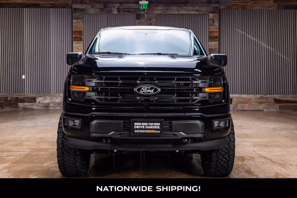2026 Ford F-150 XLT SuperCrew Image 4