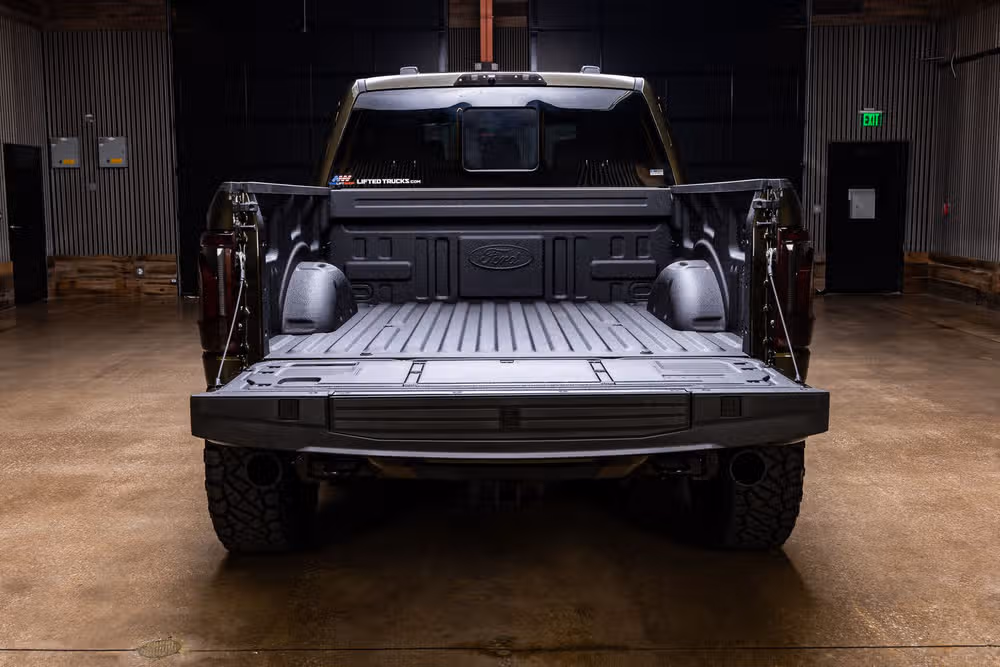 2026 Ford F-150 Raptor SuperCrew Image 9