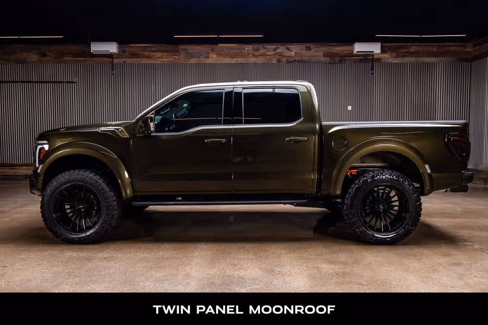 2026 Ford F-150 Raptor SuperCrew Image 6