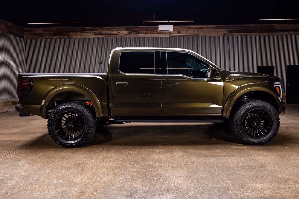 2026 Ford F-150 Raptor SuperCrew Image 11