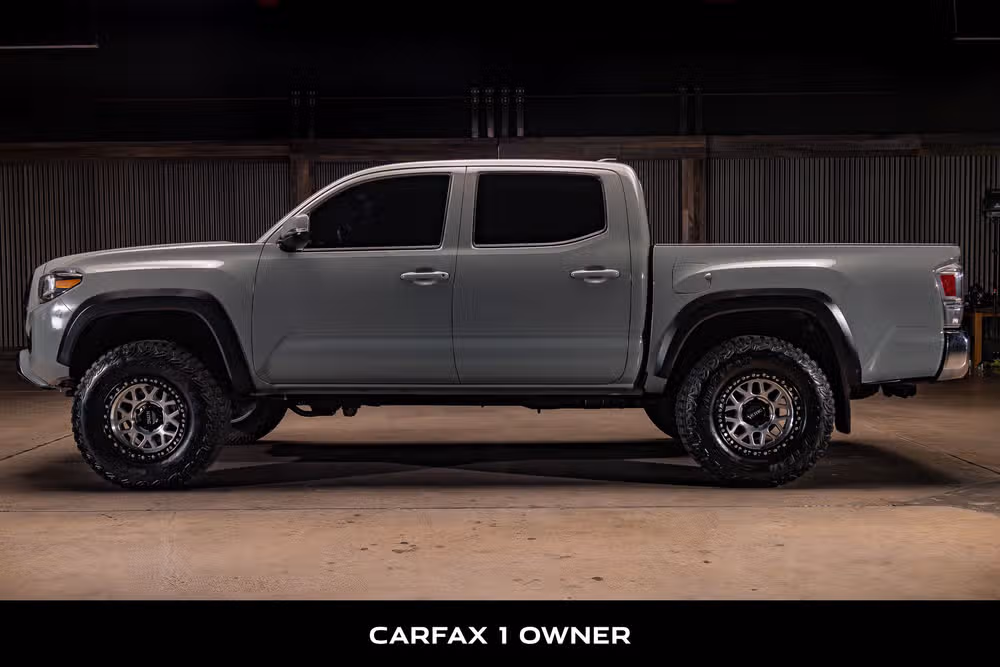 2023 Toyota Tacoma TRD Off-Road Double Cab Image 5