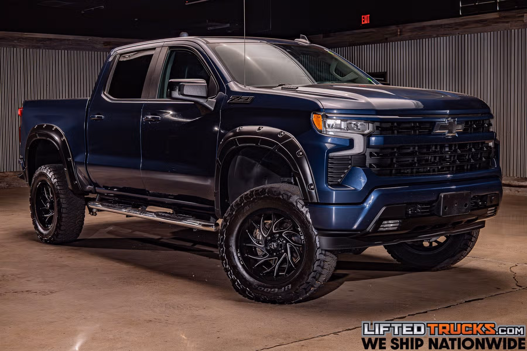 2022 Chevrolet Silverado 1500 RST Crew Cab Image 1