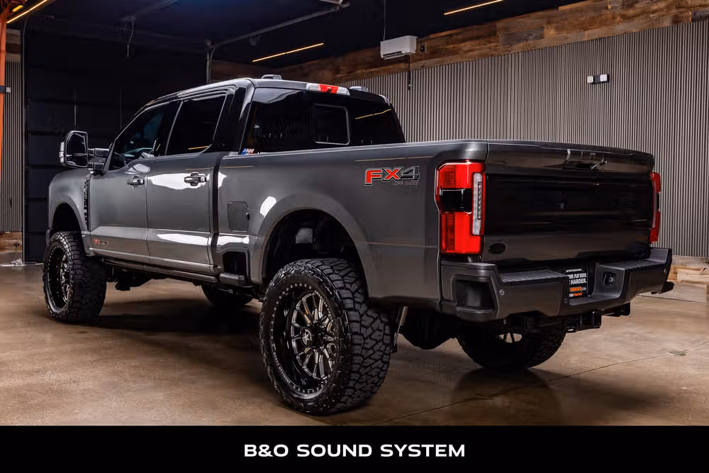 2026 Ford F-250 Super Duty Platinum Crew Cab Image 7