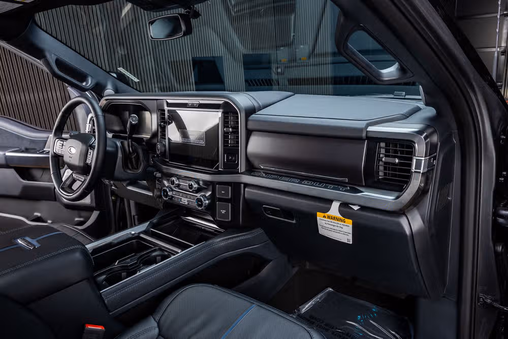 2026 Ford F-250 Super Duty Platinum Crew Cab Image 18