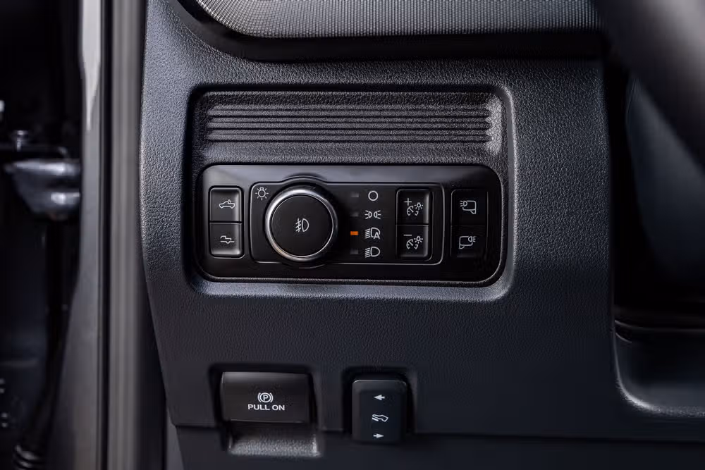 2026 Ford F-250 Super Duty Platinum Crew Cab Image 22