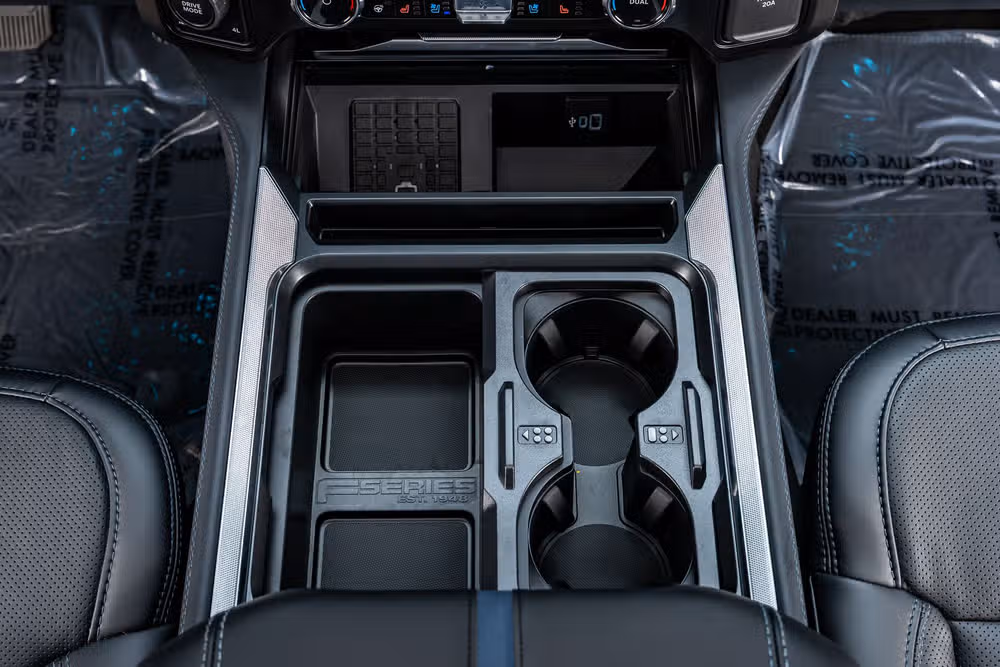 2026 Ford F-250 Super Duty Platinum Crew Cab Image 29