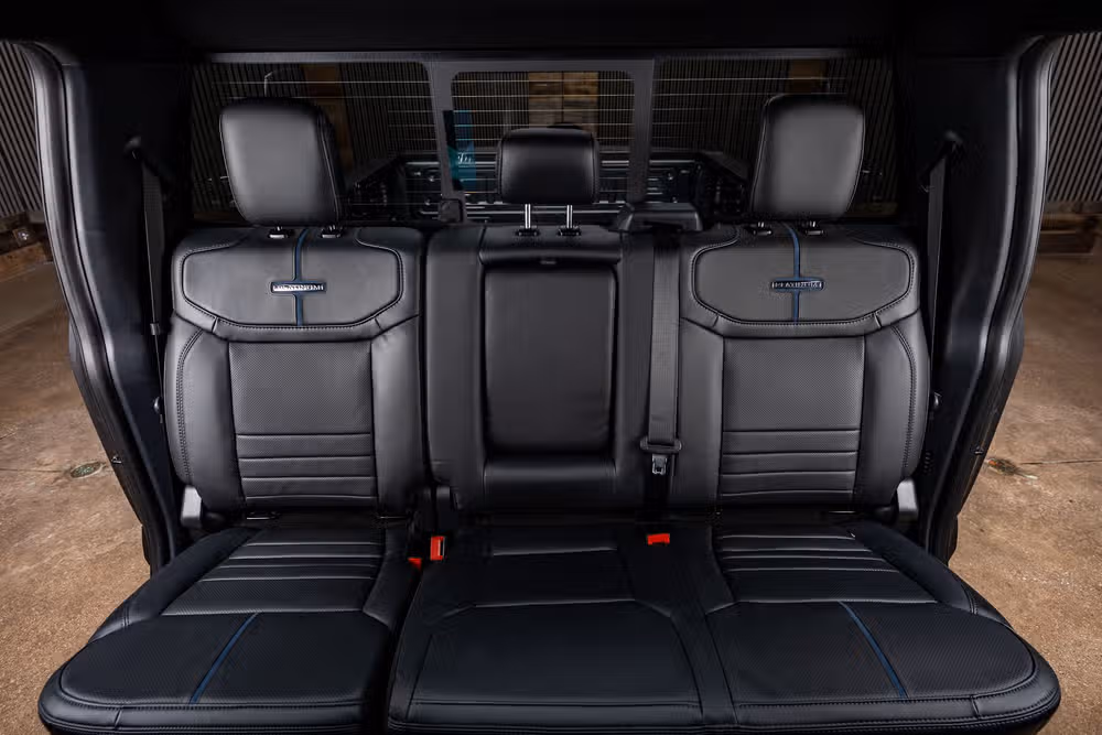2026 Ford F-250 Super Duty Platinum Crew Cab Image 37