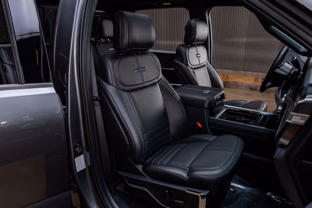 2026 Ford F-250 Super Duty Platinum Crew Cab Image 33