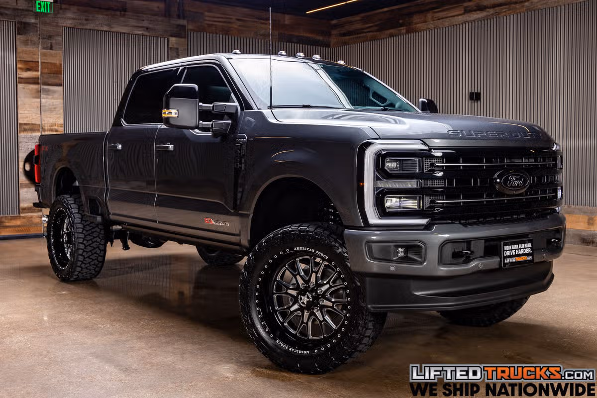 2026 Ford F-250 Super Duty Platinum Crew Cab