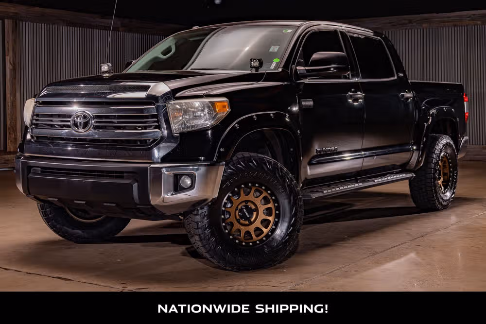 2017 Toyota Tundra SR5 CrewMax Image 4