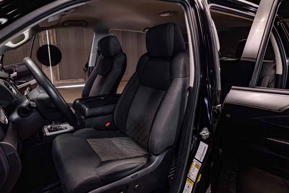 2017 Toyota Tundra SR5 CrewMax Image 19